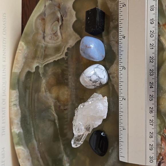 Lot of 5 Crystals clear Quartz cluster Angelite Tourmaline Howlite Onyx - Picture 6 of 7